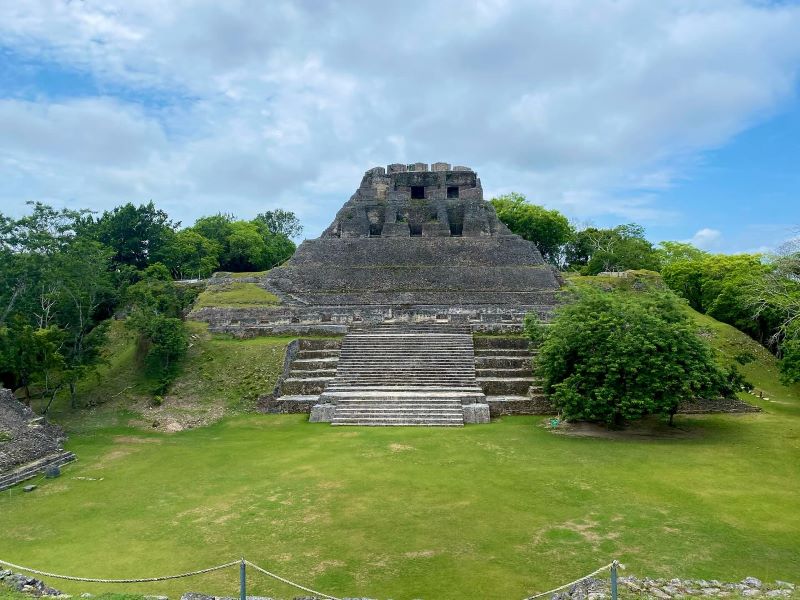 Belize May travel guide
