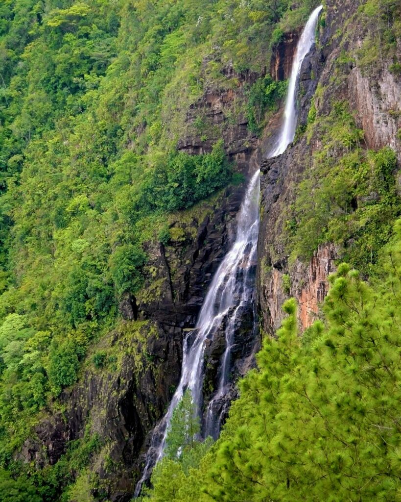 best waterfalls in Belize