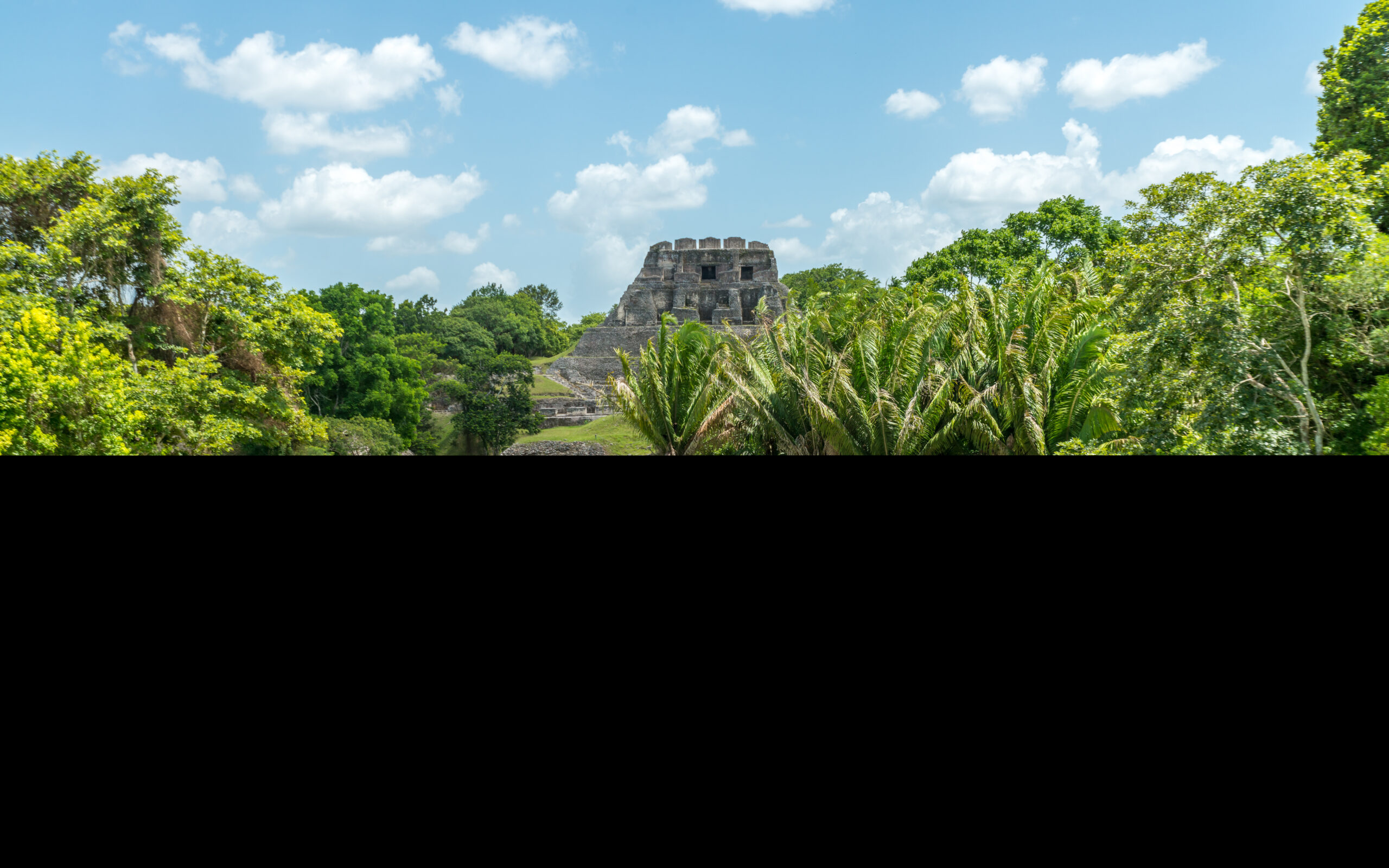 Reasons to Visit Belize & Hacks to Optimize Your Trip