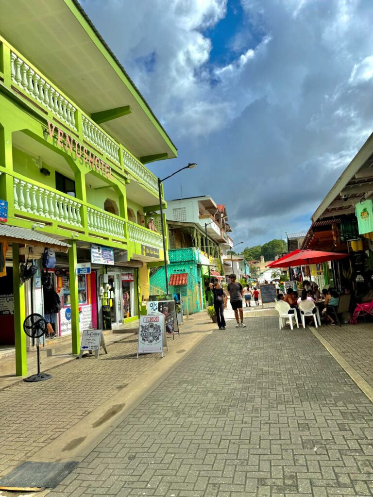 safe places to visit in Belize