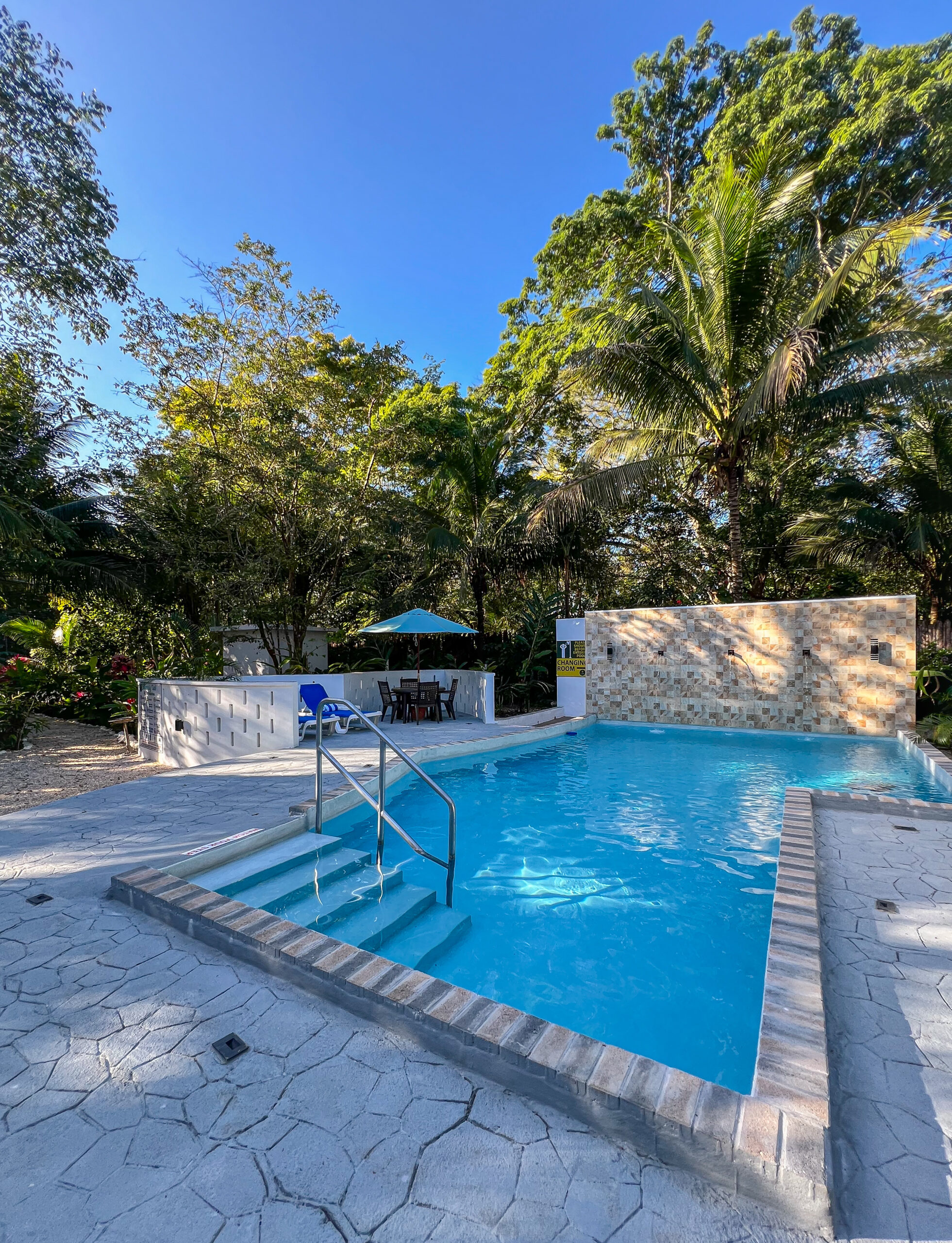 villa massis swimming pool